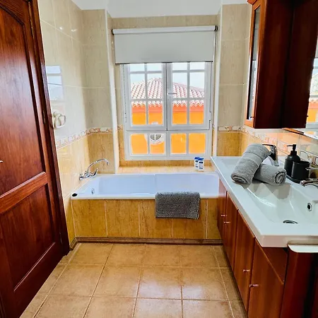 וילה Villa Chayofa