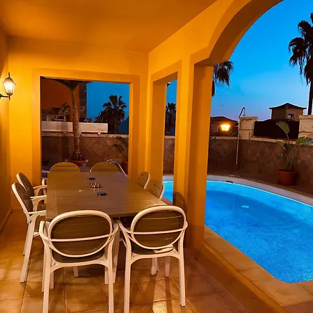 Villa Chayofa